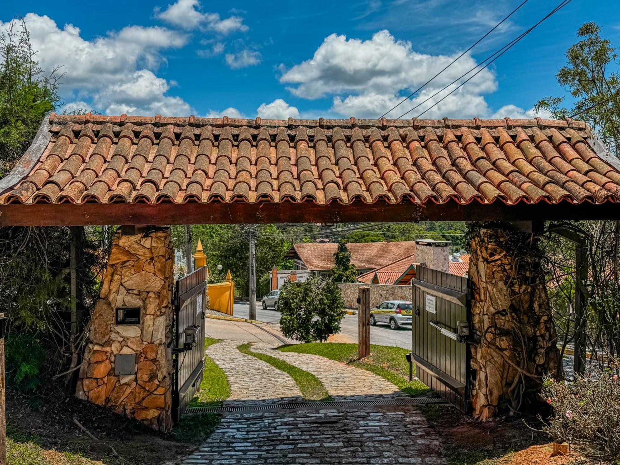 Mansao Nacional Inn Campos do Jordão Εξωτερικό φωτογραφία
