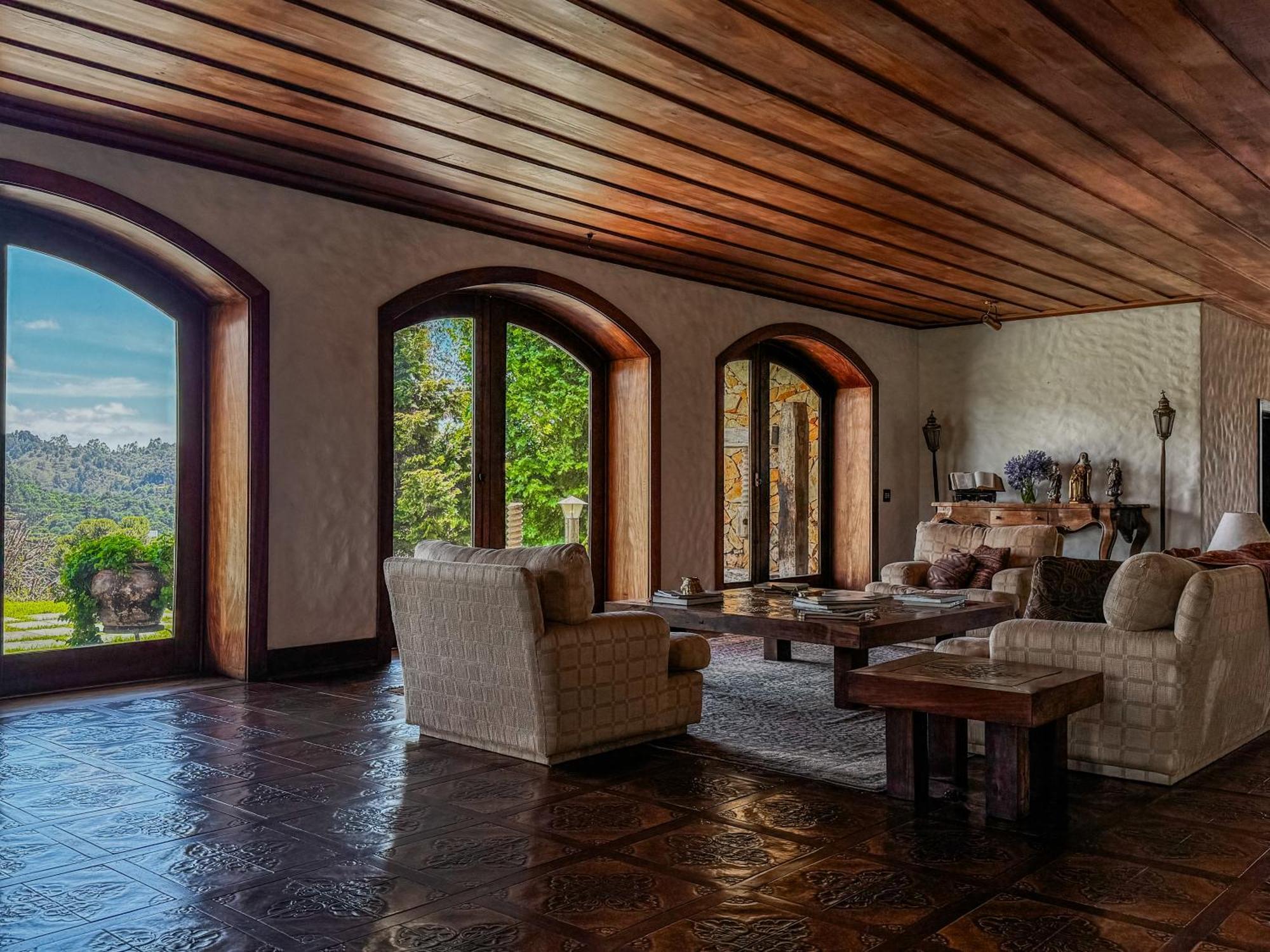 Mansao Nacional Inn Campos do Jordão Εξωτερικό φωτογραφία